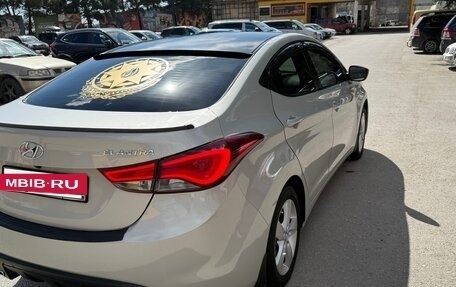 Hyundai Elantra V, 2011 год, 999 000 рублей, 4 фотография