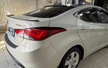 Hyundai Elantra V, 2011 год, 999 000 рублей, 10 фотография