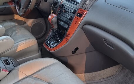 Lexus RX IV рестайлинг, 2002 год, 665 000 рублей, 10 фотография