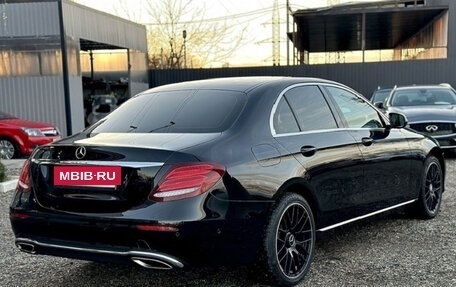 Mercedes-Benz E-Класс, 2016 год, 3 100 000 рублей, 6 фотография