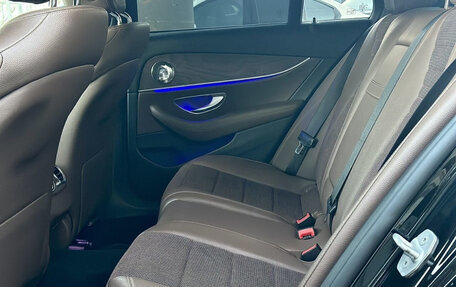 Mercedes-Benz E-Класс, 2016 год, 3 100 000 рублей, 25 фотография
