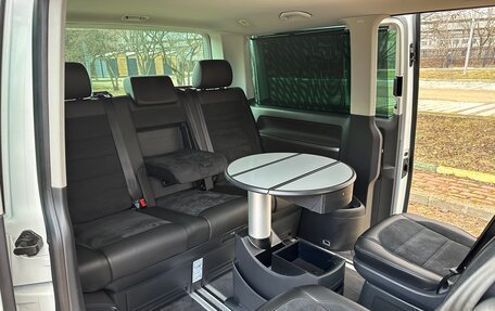 Volkswagen Multivan T6 рестайлинг, 2018 год, 4 999 000 рублей, 17 фотография