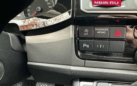 Volkswagen Multivan T6 рестайлинг, 2018 год, 4 999 000 рублей, 15 фотография