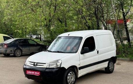 Peugeot Partner II рестайлинг 2, 2010 год, 335 000 рублей, 1 фотография
