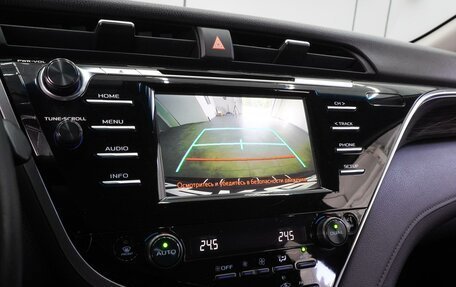 Toyota Camry, 2018 год, 2 399 000 рублей, 14 фотография