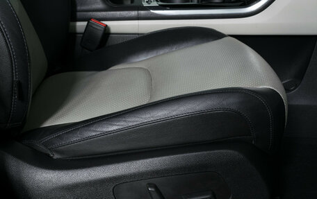 KIA Carnival, 2021 год, 3 000 000 рублей, 24 фотография