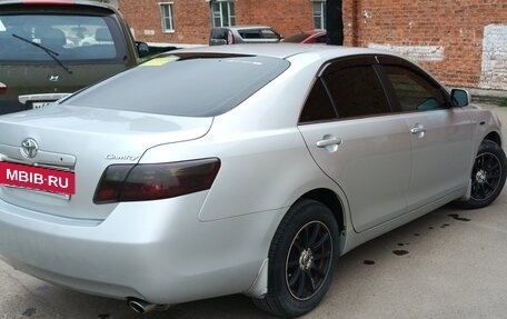 Toyota Camry, 2007 год, 900 000 рублей, 2 фотография