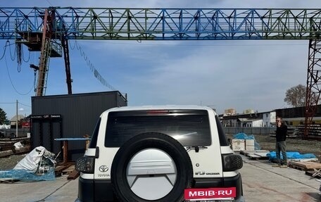 Toyota FJ Cruiser, 2012 год, 3 490 000 рублей, 8 фотография