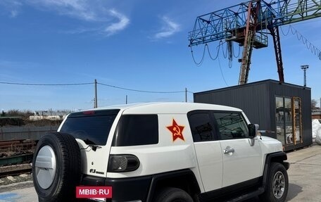 Toyota FJ Cruiser, 2012 год, 3 490 000 рублей, 7 фотография