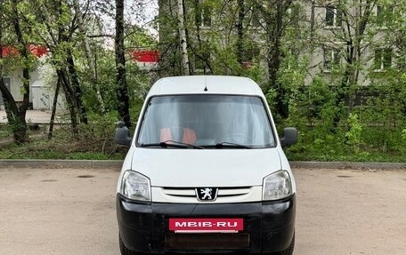 Peugeot Partner II рестайлинг 2, 2010 год, 335 000 рублей, 8 фотография