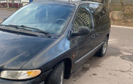 Chrysler Voyager III, 1998 год, 270 000 рублей, 5 фотография