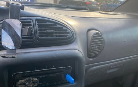 Chrysler Voyager III, 1998 год, 270 000 рублей, 7 фотография