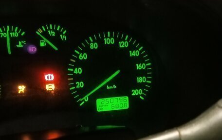 Volkswagen Polo III рестайлинг, 1998 год, 100 000 рублей, 9 фотография
