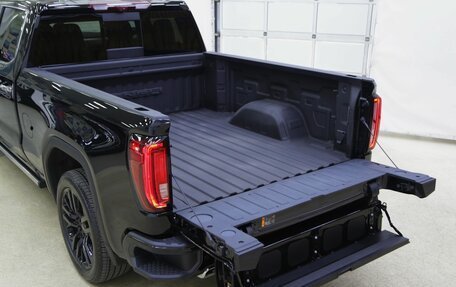 GMC Sierra, 2024 год, 10 300 000 рублей, 30 фотография