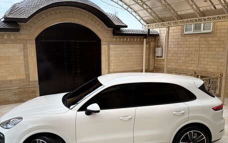 Porsche Cayenne III, 2020 год, 7 950 000 рублей, 2 фотография