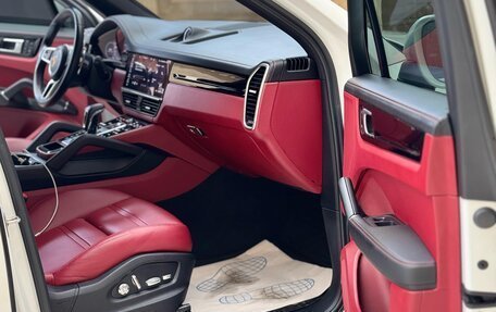 Porsche Cayenne III, 2020 год, 7 950 000 рублей, 8 фотография