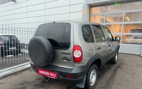 Chevrolet Niva I рестайлинг, 2017 год, 684 000 рублей, 7 фотография
