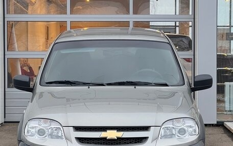 Chevrolet Niva I рестайлинг, 2017 год, 684 000 рублей, 5 фотография