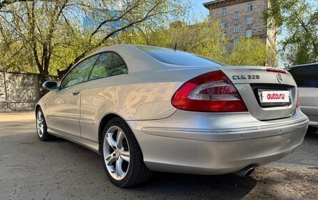 Mercedes-Benz CLK-Класс, 2003 год, 1 500 000 рублей, 10 фотография