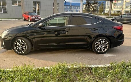 Hyundai Elantra VI рестайлинг, 2020 год, 1 680 000 рублей, 5 фотография