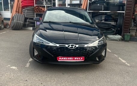 Hyundai Elantra VI рестайлинг, 2020 год, 1 680 000 рублей, 7 фотография