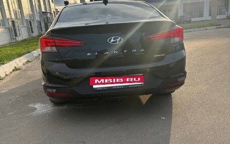 Hyundai Elantra VI рестайлинг, 2020 год, 1 680 000 рублей, 6 фотография