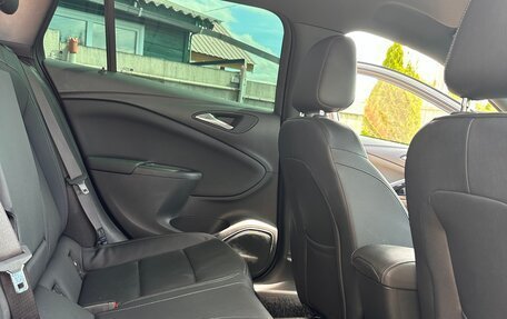 Opel Astra K, 2019 год, 1 560 000 рублей, 7 фотография