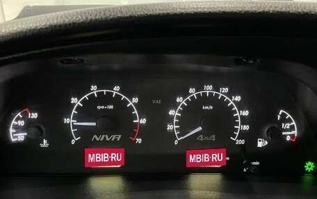 Chevrolet Niva I рестайлинг, 2018 год, 819 000 рублей, 6 фотография