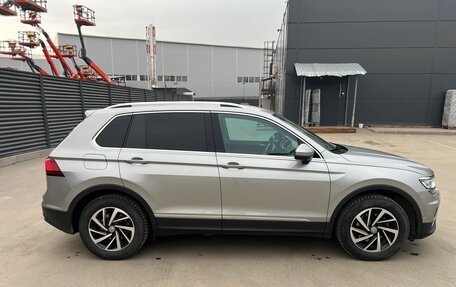 Volkswagen Tiguan II, 2018 год, 2 590 000 рублей, 4 фотография