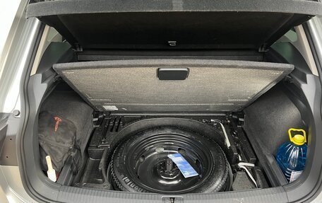 Volkswagen Tiguan II, 2018 год, 2 590 000 рублей, 11 фотография