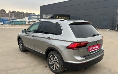Volkswagen Tiguan II, 2018 год, 2 590 000 рублей, 7 фотография