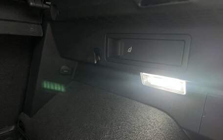 Volkswagen Tiguan II, 2018 год, 2 590 000 рублей, 40 фотография