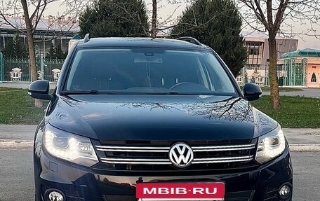 Volkswagen Tiguan I, 2015 год, 1 570 000 рублей, 2 фотография