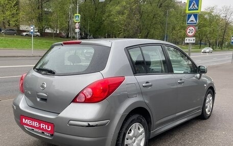 Nissan Tiida, 2011 год, 870 000 рублей, 6 фотография