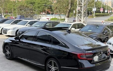 Honda Accord IX рестайлинг, 2022 год, 1 990 000 рублей, 5 фотография