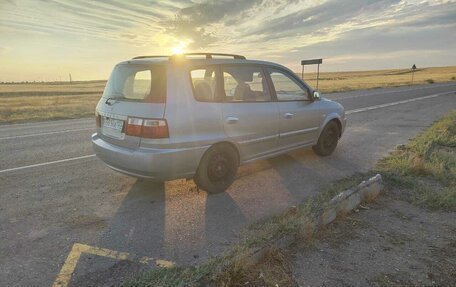 KIA Carens I (RS), 2005 год, 600 000 рублей, 5 фотография