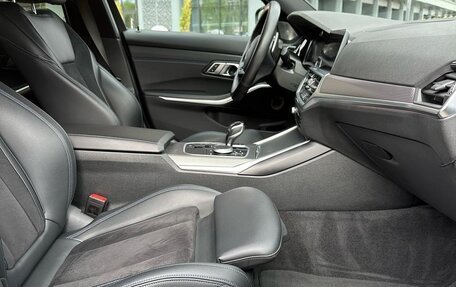 BMW 3 серия, 2019 год, 5 199 000 рублей, 9 фотография