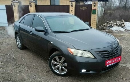 Toyota Camry, 2008 год, 940 000 рублей, 4 фотография