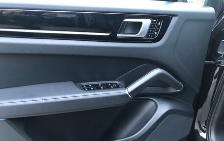Porsche Cayenne III, 2019 год, 7 200 000 рублей, 13 фотография