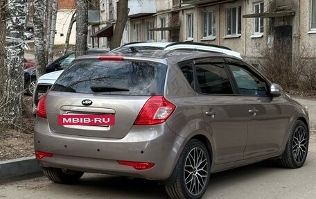 KIA cee'd I рестайлинг, 2010 год, 1 000 000 рублей, 4 фотография