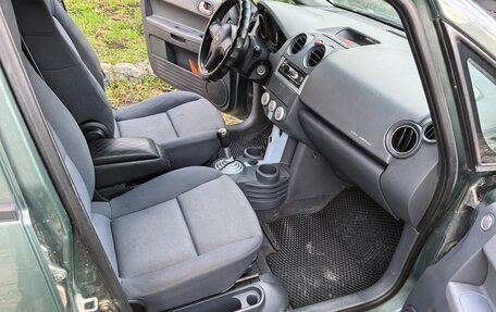 Mitsubishi Colt VI рестайлинг, 2004 год, 370 000 рублей, 8 фотография