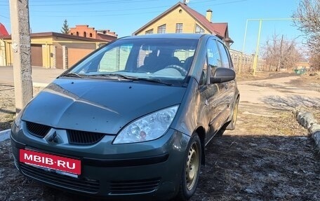 Mitsubishi Colt VI рестайлинг, 2004 год, 370 000 рублей, 3 фотография