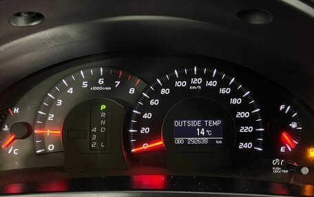 Toyota Camry, 2008 год, 1 030 000 рублей, 18 фотография
