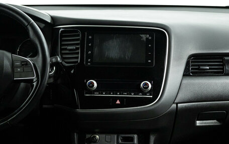 Mitsubishi Outlander III рестайлинг 3, 2021 год, 2 379 000 рублей, 14 фотография