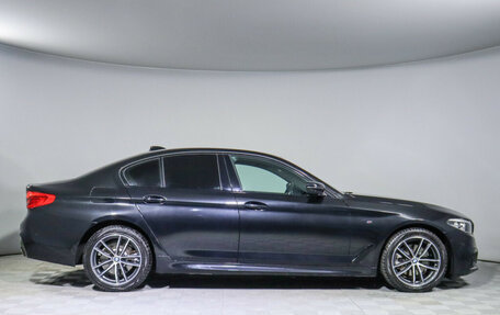 BMW 5 серия, 2019 год, 2 700 000 рублей, 4 фотография