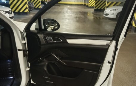 Porsche Cayenne III, 2012 год, 3 600 000 рублей, 16 фотография