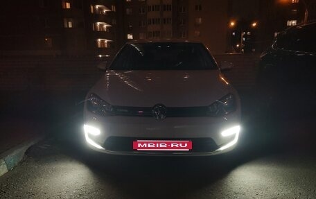 Volkswagen Golf VII, 2016 год, 1 800 000 рублей, 10 фотография