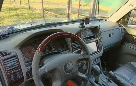 Mitsubishi Pajero III рестайлинг, 2002 год, 650 000 рублей, 5 фотография