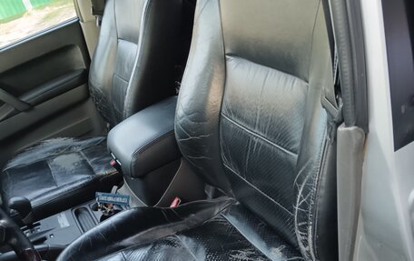 Mitsubishi Pajero III рестайлинг, 2002 год, 650 000 рублей, 8 фотография