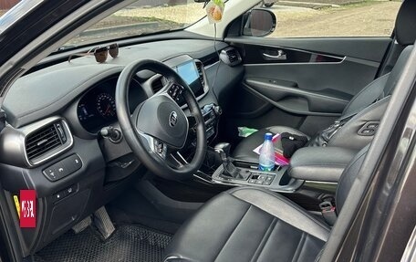 KIA Sorento II рестайлинг, 2017 год, 3 050 000 рублей, 2 фотография